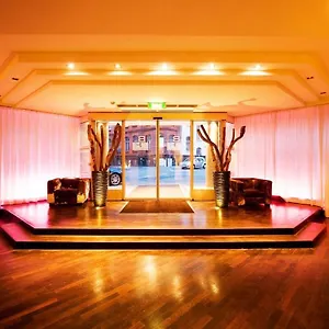 Otel Bristol - Frankfurt - Station